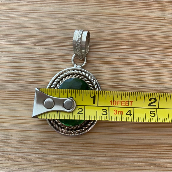 Silver Large Green Stone Necklace Pendant - Picture 11 of 11